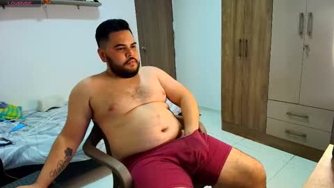 Snapshot of chubbycock_18 chatting on 21, 11, 2025 ChubbyCock 18 online show from 21, 11, 2025