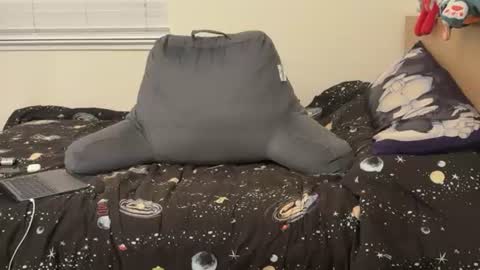 chubbynudist online show from 9, 8, 2026