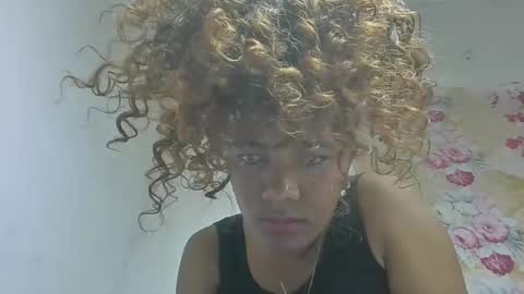 Snapshot of ciciazzhh chatting on 7, 3, 2026 ciciazzhh online show from 7, 3, 2026