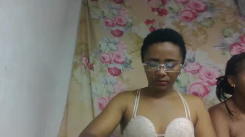 Snapshot of ciciazzhh chatting on 23, 3, 2026 ciciazzhh online show from 23, 3, 2026