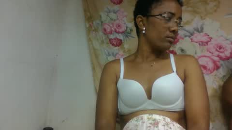 Snapshot of ciciazzhh chatting on 25, 3, 2026 ciciazzhh online show from 25, 3, 2026