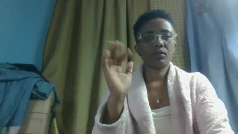 Snapshot of ciciazzhh chatting on 22, 5, 2026 ciciazzhh online show from 22, 5, 2026