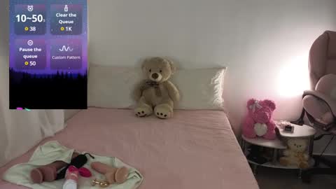 Snapshot of cielo_18d chatting on 17, 12, 2024 Mia online show from 17, 12, 2024