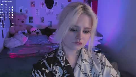 Helen and Teya online show from 6, 11, 2025