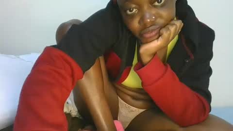 cilia petite online show from 8, 1, 2026