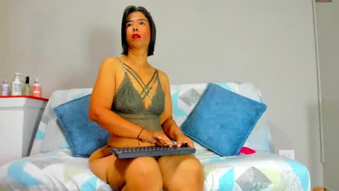 Cinderela Jackson online show from 16, 4, 2026