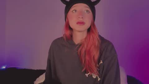 Sofi Eva and Mey online show from 7, 1, 2026