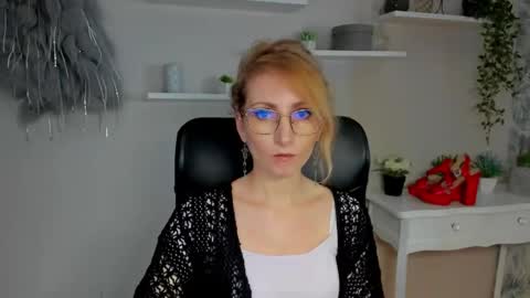 Cinderella online show from 25, 2, 2026