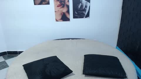 Cinthya online show from 23, 10, 2025