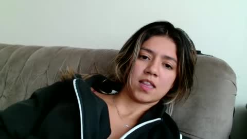 clair_of online show from 22, 5, 2026