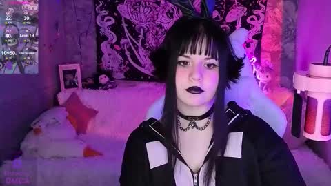 Claire Faers online show from 24, 11, 2025