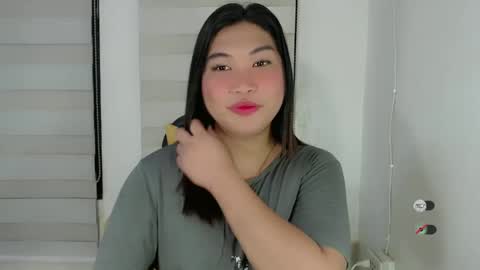 CLAIRE online show from 4, 3, 2025