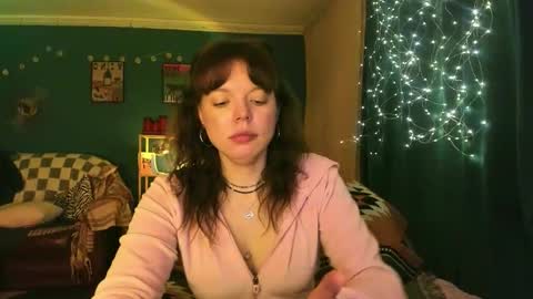 Snapshot of clancyosbourne chatting on 1, 3, 2026 Clancy online show from 1, 3, 2026