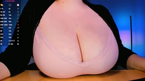 Clara  online show from 20, 2, 2025