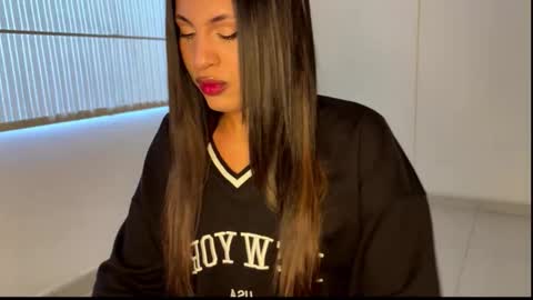 Clara  online show from 18, 2, 2026