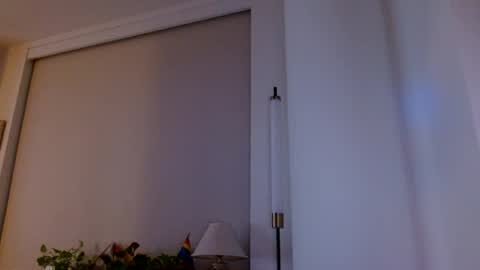 Snapshot of clarkbent2 chatting on 5, 10, 2025 clarkbent2 online show from 5, 10, 2025