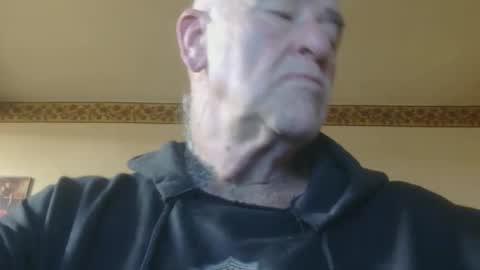 Snapshot of classic_rock_and_oldies chatting on 14, 5, 2026 Pizza online show from 14, 5, 2026