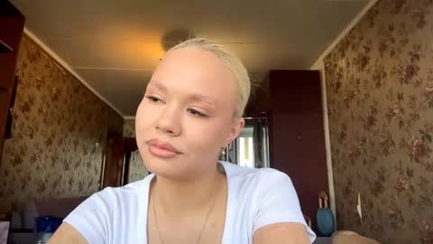claudettelayel online show from 15, 7, 2026