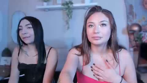 Snapshot of cleeo_brown chatting on 19, 9, 2025 Cleo online show from 19, 9, 2025