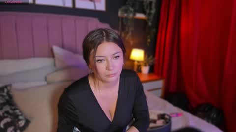 Snapshot of cleeo_brown chatting on 27, 9, 2025 Cleo online show from 27, 9, 2025