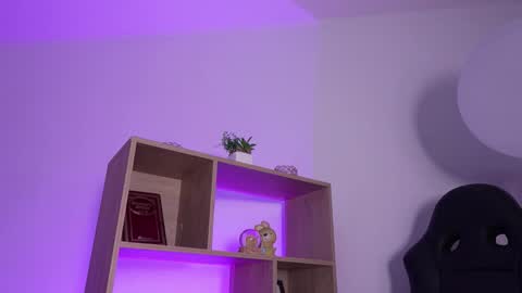 Cleo Adams online show from 27, 3, 2026