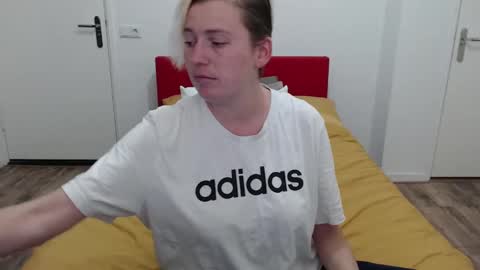 Syl  online show from 17, 2, 2025