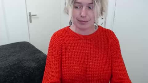 Syl  online show from 26, 10, 2025