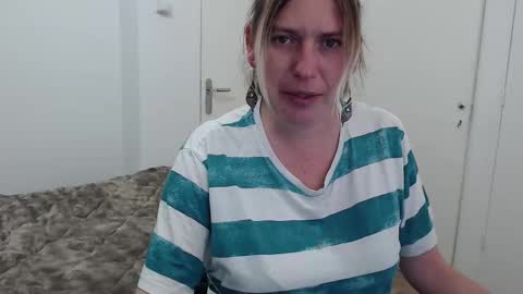 Syl  online show from 22, 12, 2025