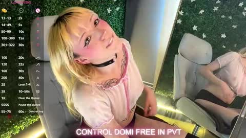  CLOE  online show from 18, 9, 2025