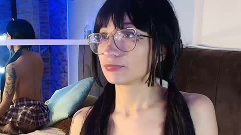 Cloe Leeee online show from 17, 9, 2025