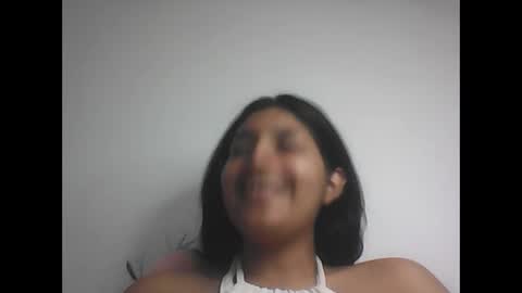 cloe small online show from 2, 3, 2025