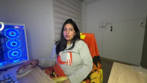 Snapshot of cloe_small08 chatting on 21, 7, 2026 cloe small online show from 21, 7, 2026