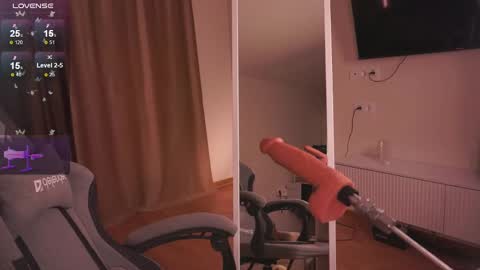 Snapshot of clooud_surfer chatting on 3, 2, 2025 clooud_surfer online show from 3, 2, 2025