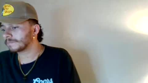 tallhungandcloudy online show from 19, 3, 2026