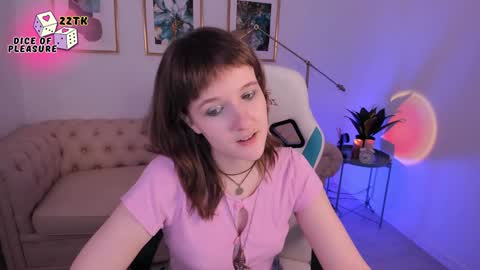  Clover  follow me  online show from 3, 12, 2024