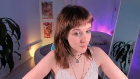  Clover  follow me  online show from 4, 12, 2024