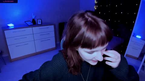  Clover  follow me  online show from 14, 12, 2024