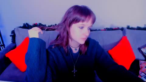  Clover  follow me  online show from 4, 1, 2025