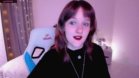  Clover  follow me  online show from 21, 1, 2025