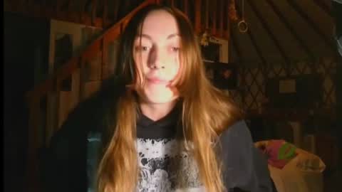 Clover online show from 11, 3, 2025