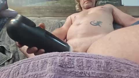 Snapshot of cockedandloaded69 chatting on 6, 11, 2025 cockedandloaded69 online show from 6, 11, 2025