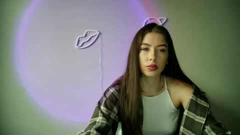 Snapshot of cocoberry1 chatting on 27, 11, 2025 cocoberry1 online show from 27, 11, 2025