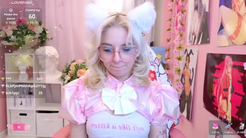 Mia online show from 4, 2, 2025