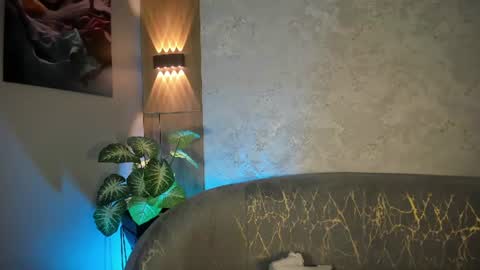 Snapshot of codyywalker chatting on 12, 6, 2026 Cody Walker online show from 12, 6, 2026