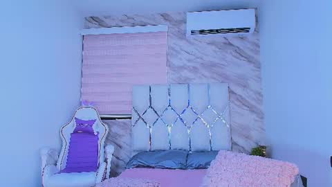 Snapshot of colett_hall chatting on 15, 7, 2026 colett online show from 15, 7, 2026