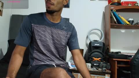 Snapshot of colinlatinbrown chatting on 11, 9, 2025 IG  online show from 11, 9, 2025