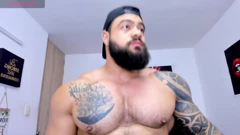 Snapshot of college_muscle_ass chatting on 19, 7, 2026 college_muscle_ass online show from 19, 7, 2026