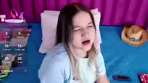  MEGAN  online show from 8, 9, 2025