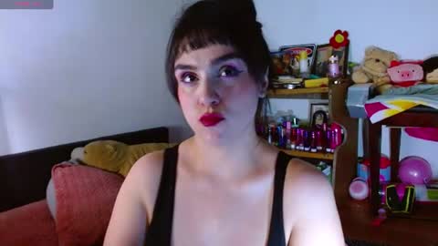 Snapshot of collette_beaufoy chatting on 15, 7, 2026 Collette online show from 15, 7, 2026