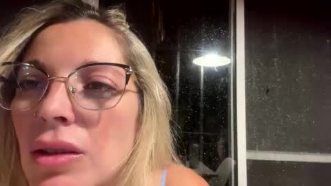 collinsjuliet177 online show from 21, 4, 2026